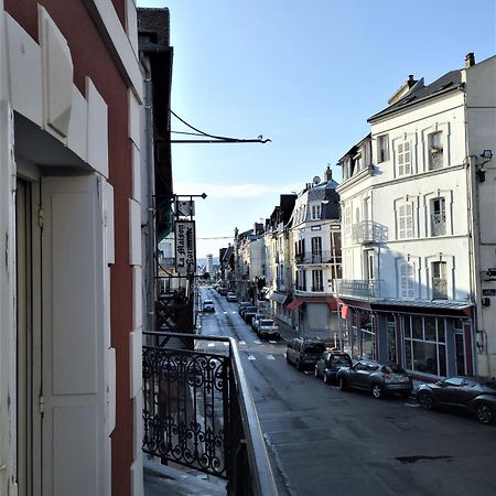 Appartamento Le Capitaine Jack Trouville-sur-Mer Esterno foto